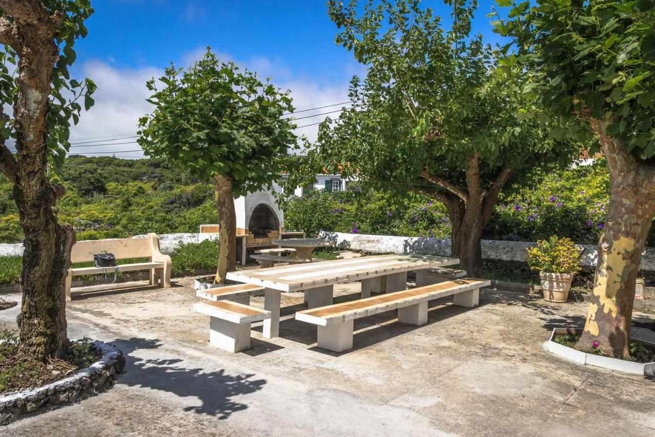 Vivenda Gomes Al Villa Porto Martins Exterior photo